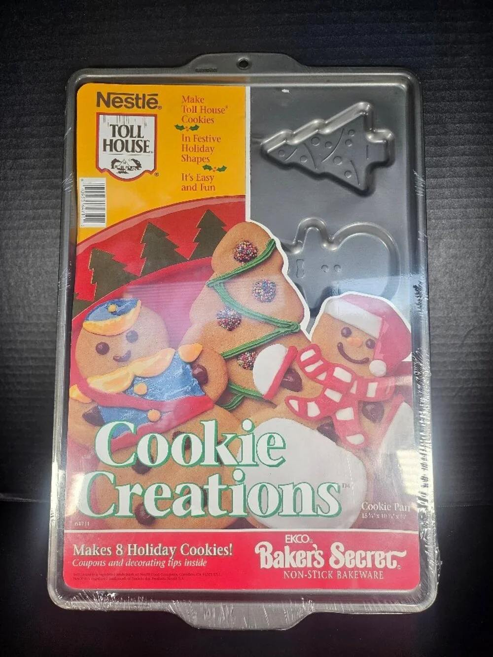 1990 Nestle's Toll House Ekco Bakery Secret Christmas Cookie Creations Pan